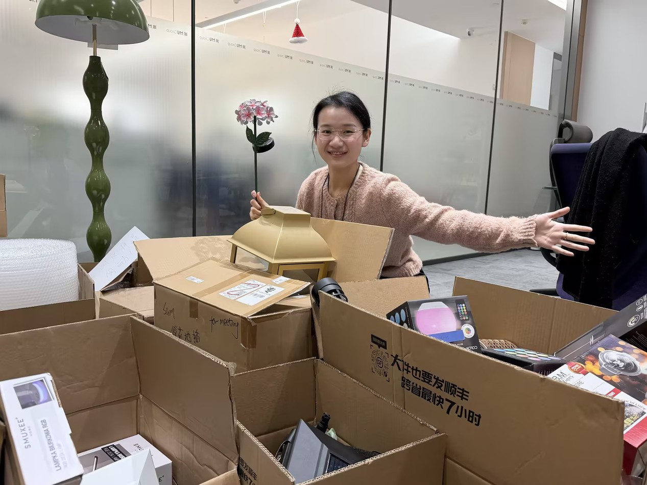 Bright Max lighting fixtures donation Bright Max lighting fixtures donation